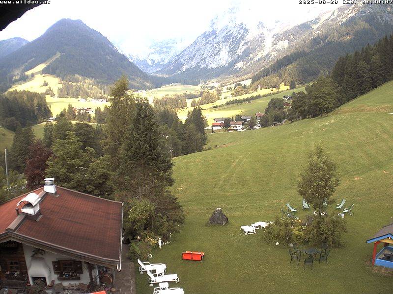 bergfex - Webcam Lungötz - Berghof Wildau - Annaberg / Lungötz / Dachstein West - Cam Richtung Westen ins Lammertal. - Livecam