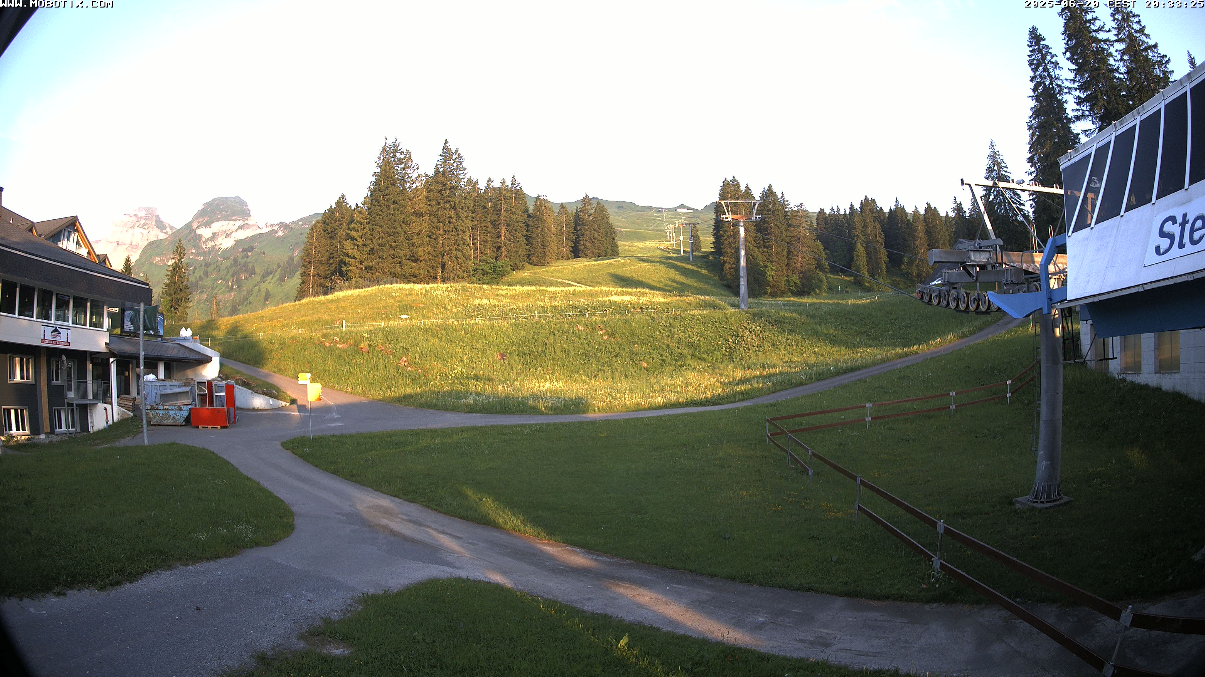 Webcam Seebli - Talstation Sternen, Hoch-Ybrig, 1465m - bergfex