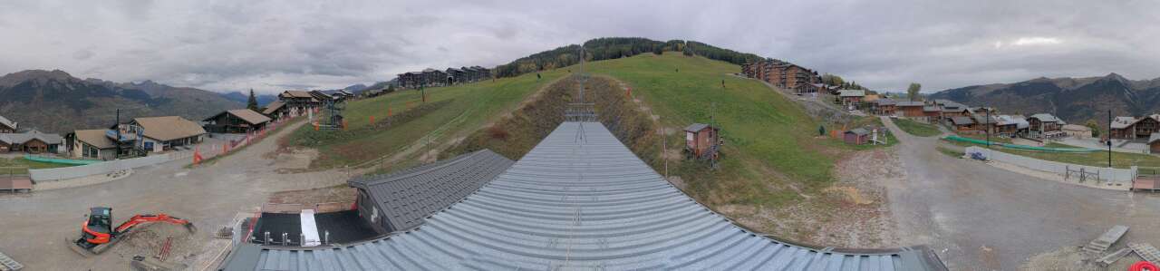 Webcam Montalbert - Front de neige / La Plagne, Savoie, 1.350 m - bergfex