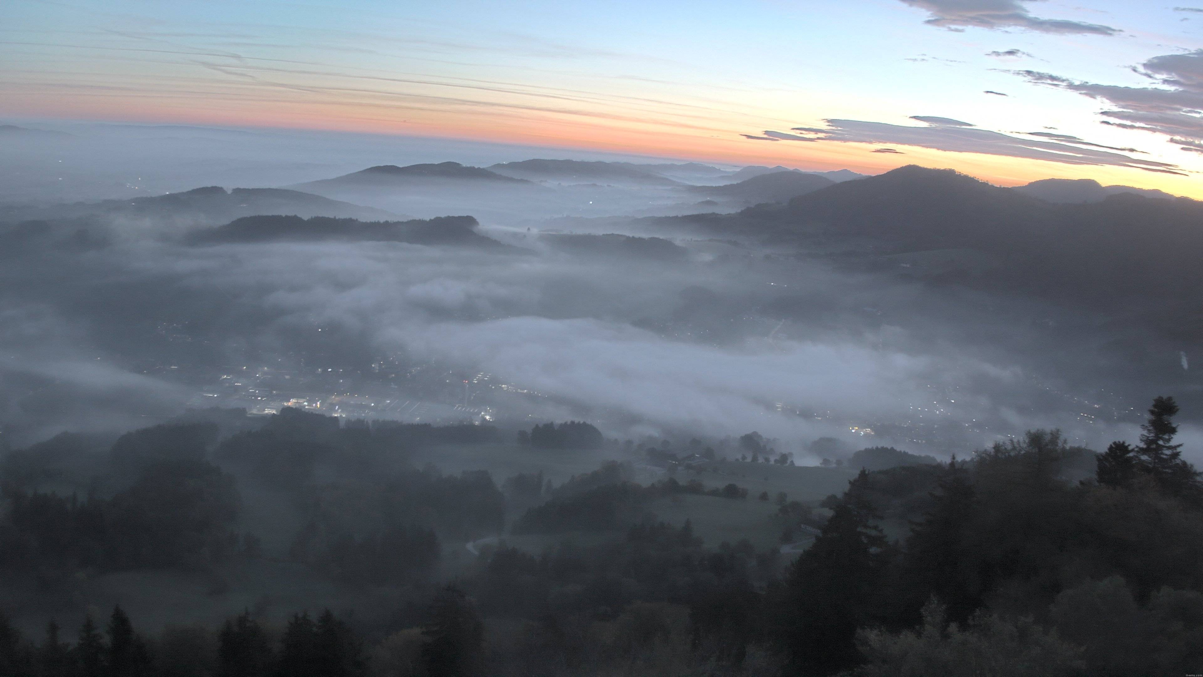 Webcam Scheibbs, Viewing direction Blick vom Lampelsberg Richtung ...