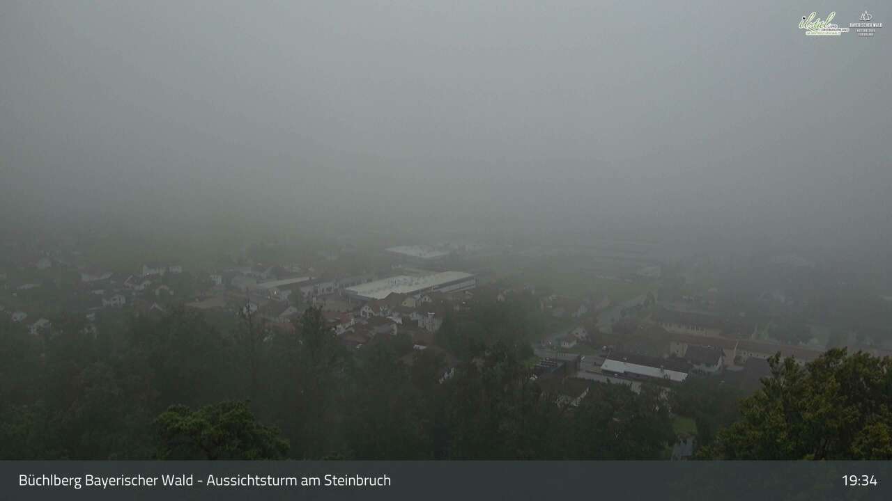 Webcam Aussichtsturm am Steinbruch, Büchlberg, 550m - bergfex