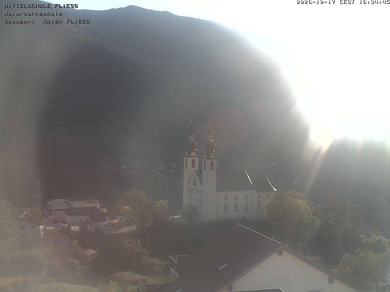 Webcam Mittelschule Fließ, Fliess, 1.080 m - bergfex