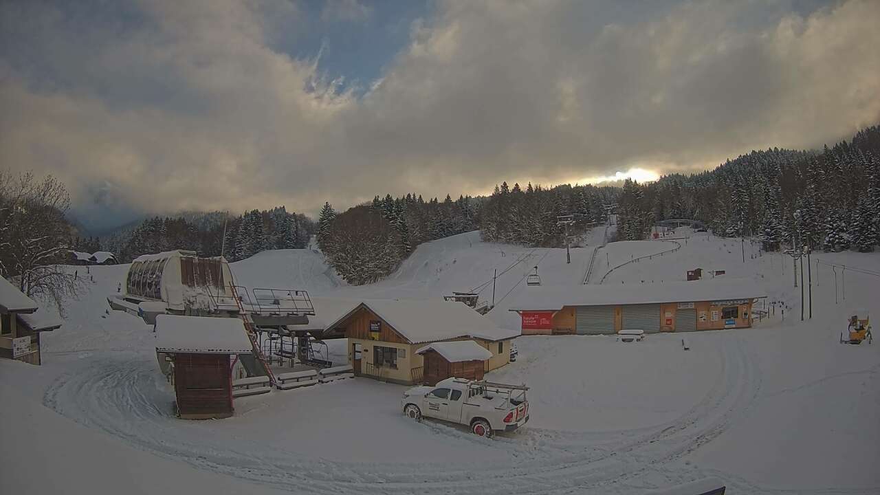 Webcam Bernex - Front de neige, Bernex, 1000m - bergfex