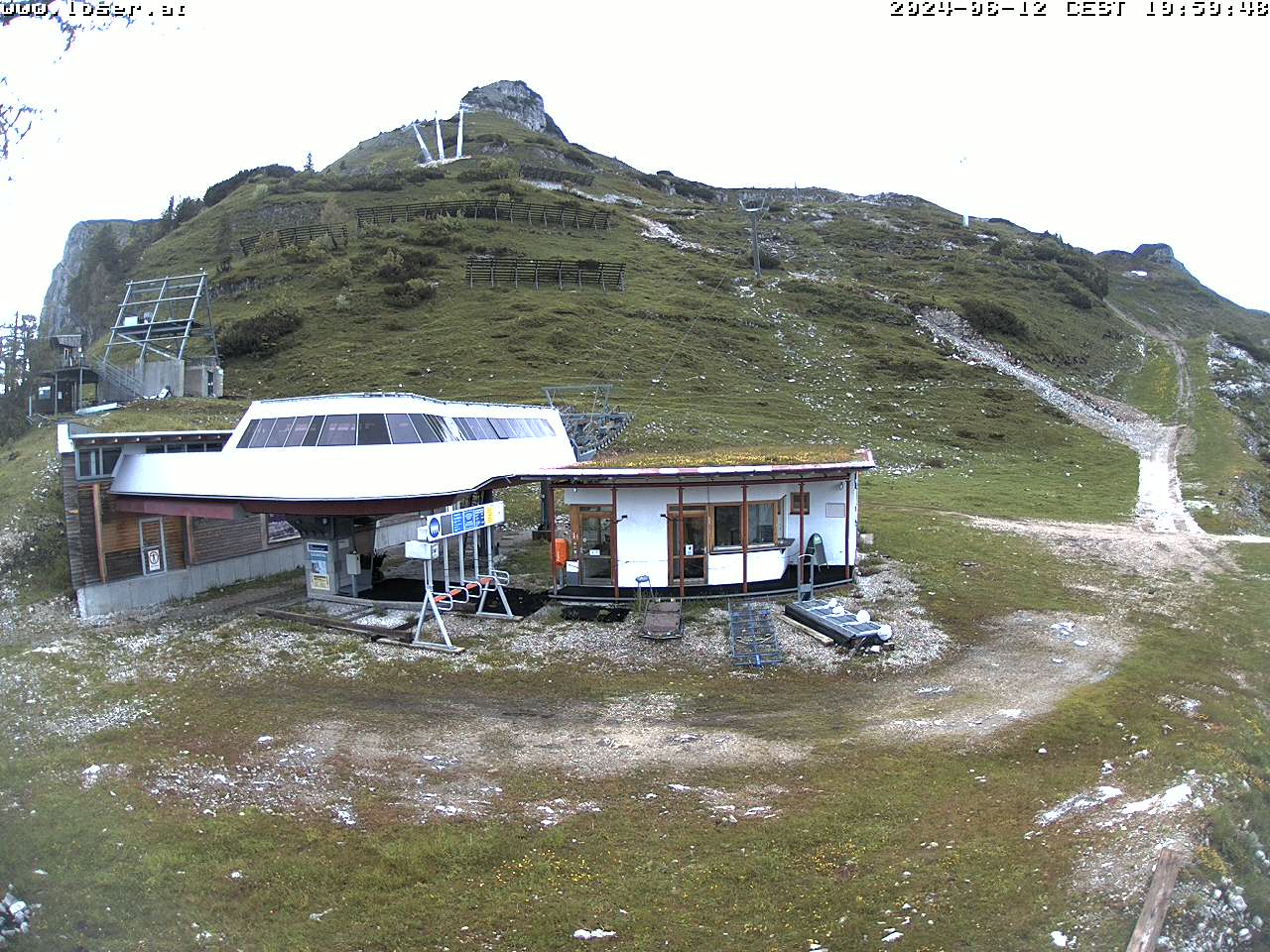 bergfex - Webcam Loserfenster - Loser - Altaussee - Schneebären - Cam Loserfenster Talstation und Hochanger - Livecam