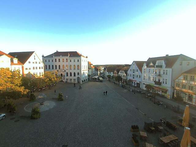 Waren Neuer Markt