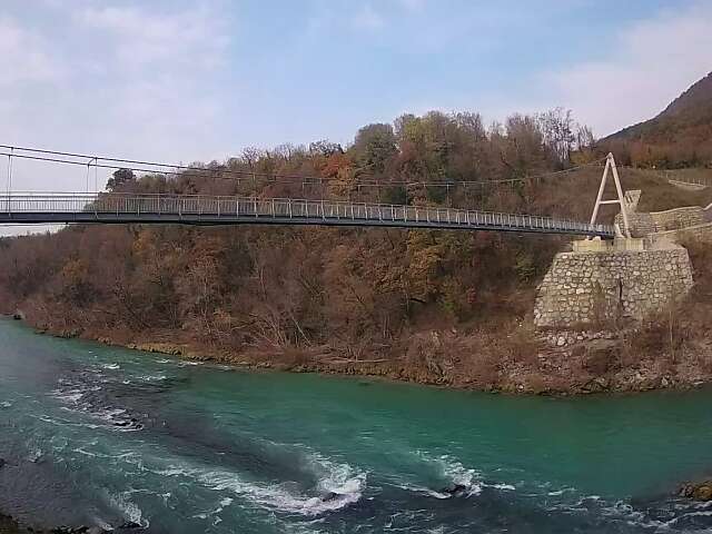 Fußgängerbrücke Soča Fluss