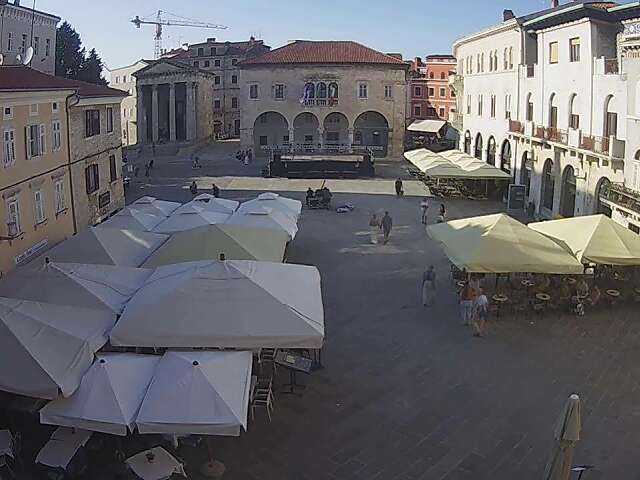 Pula - Forum