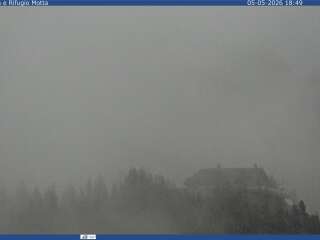 Valmalenco Ski area: pista Nana e rifugio Motta